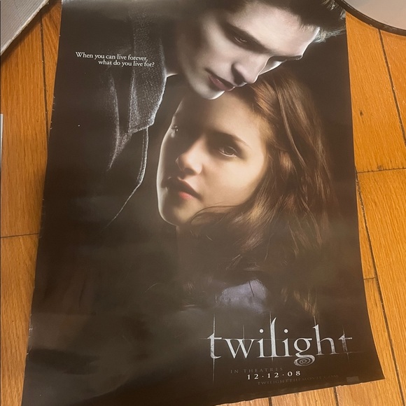 Twilight 2008 Movie Poster Original 11.5 x 17 vintage retro Pattinson Kristen - Picture 2 of 8